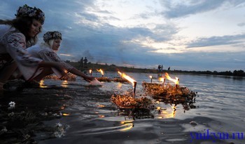 Гадание на венках на Ивана Купала Гадание на Ивана Купала